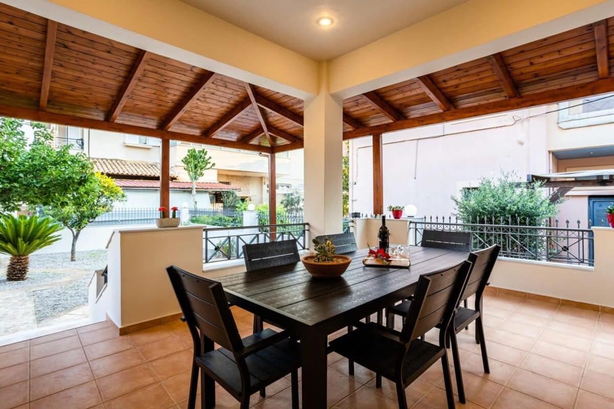Filiatra Downtown Cozy Retreat - Homely Vibes Exterior photo